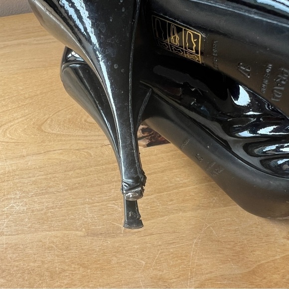 PRADA PATENT LEATHER PUMP COQUETTE GIRLY OLD MONEY QUIET LUXURY PEEP TOE  37-7 - Picture 11 of 13